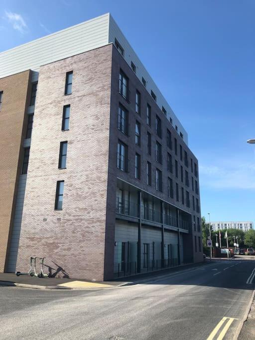 3 Bedroom Apartment Free Parking Manchester Exteriör bild